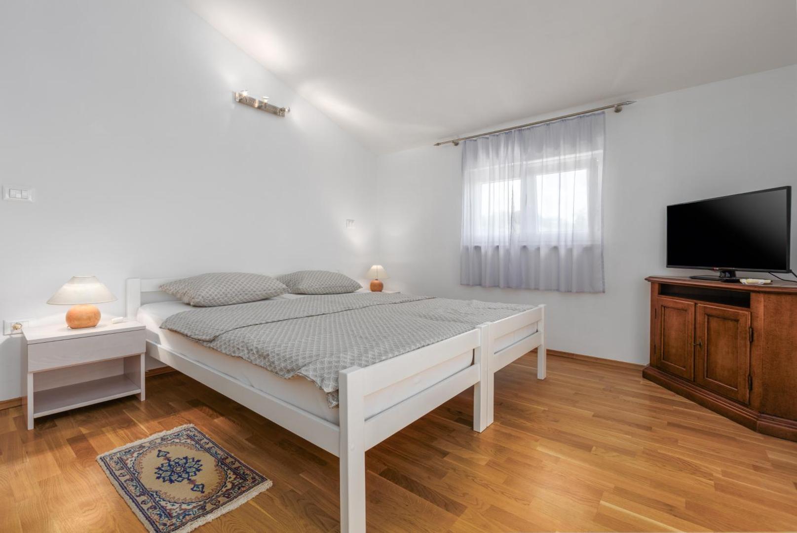 Villa Sandra, Aufnahme 13